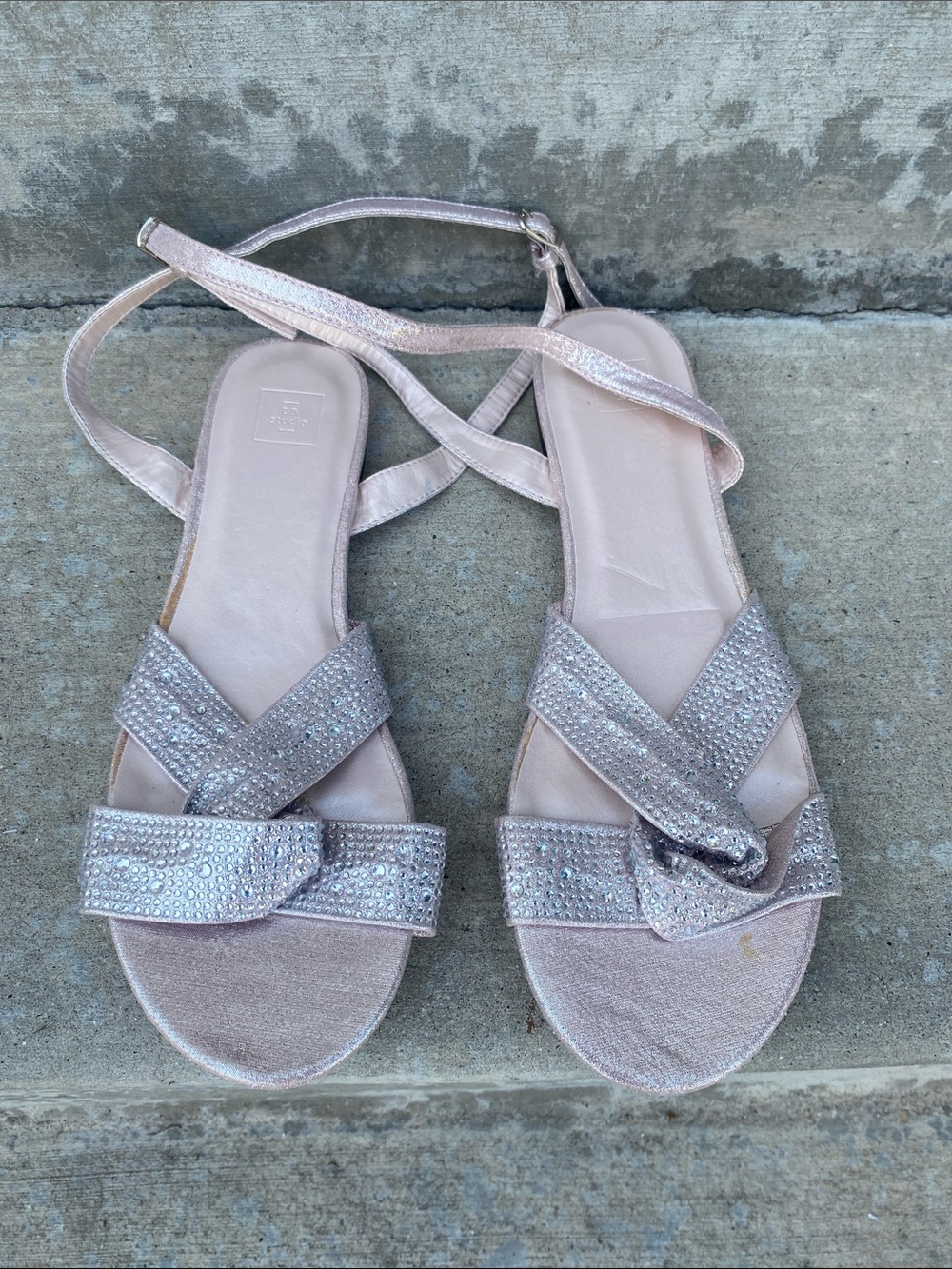 NEW DB STUDIO SIZE 11 FLAT SANDALS SPARKLE LONG CROSSOVER TIE